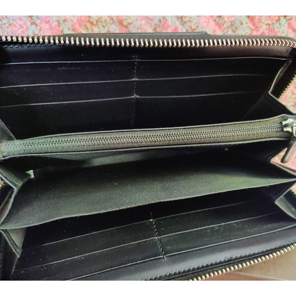 Vintage Gucci GG Supreme Zip-Around Wallet – Black & Gray Canvas & Leather - Picture 11 of 12